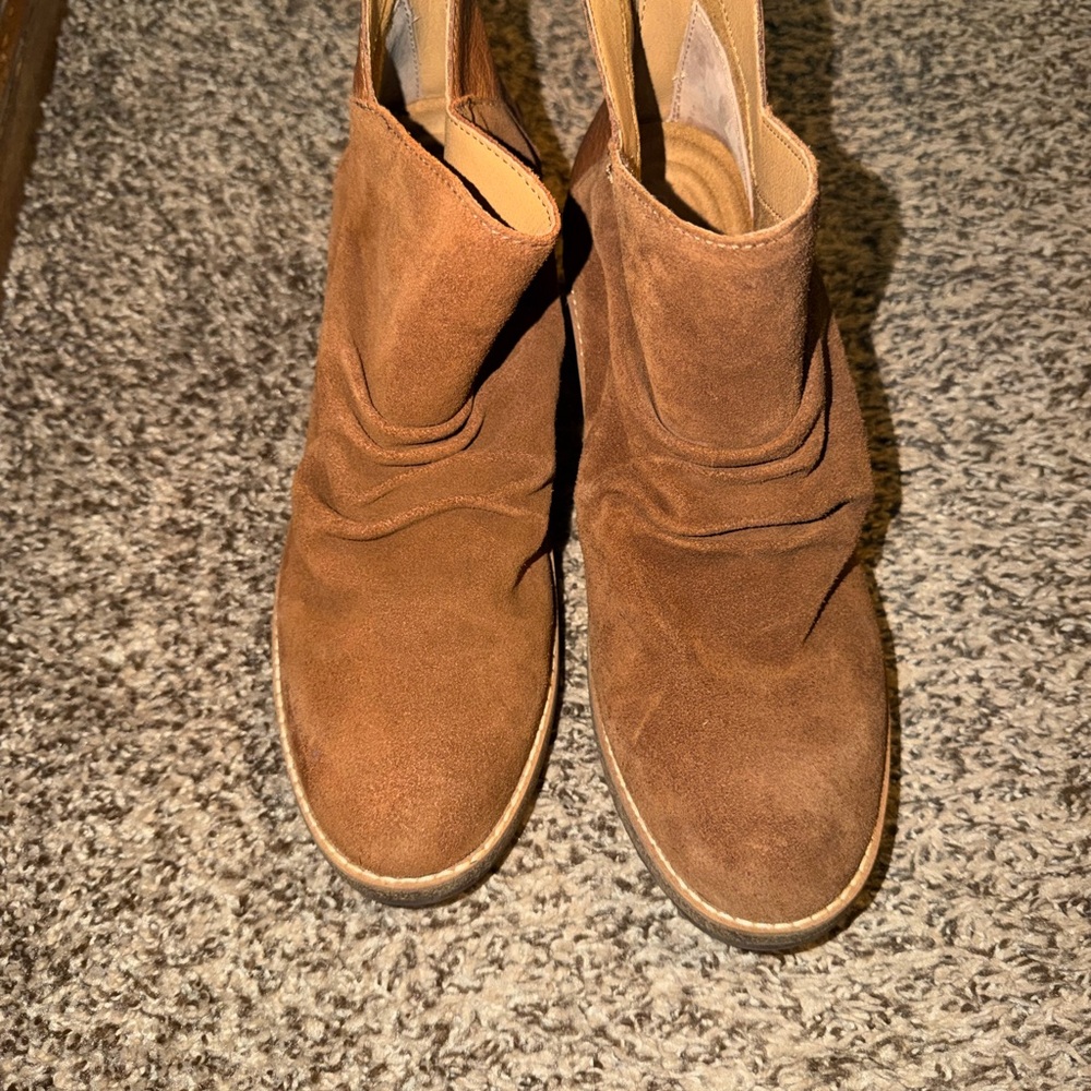 Aetrex Brown Ankle Boots